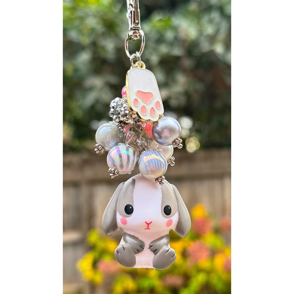Amuse Pote Usa Loppy Bunny Keychain Purse Bag Charm - Picture 1 of 5